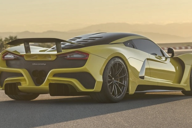 Hennessey Venom F5 gan 50 ty dong dau tien den tay khach hang-Hinh-3