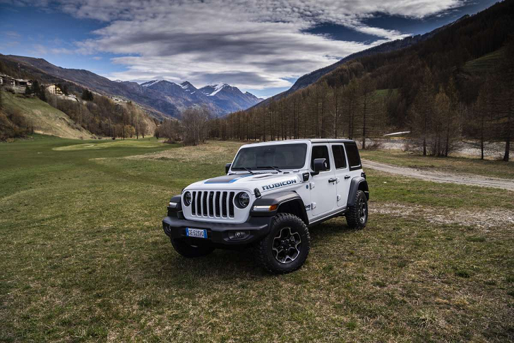 Jeep Wrangler 2022 plug-in hybrid sap ban tai Chau Au-Hinh-10