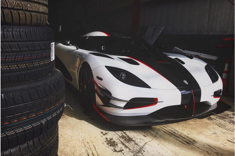 Koenigsegg One:1 hon 230 ty 