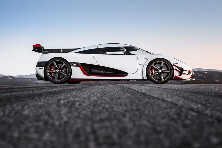 Koenigsegg One:1 hon 230 ty 