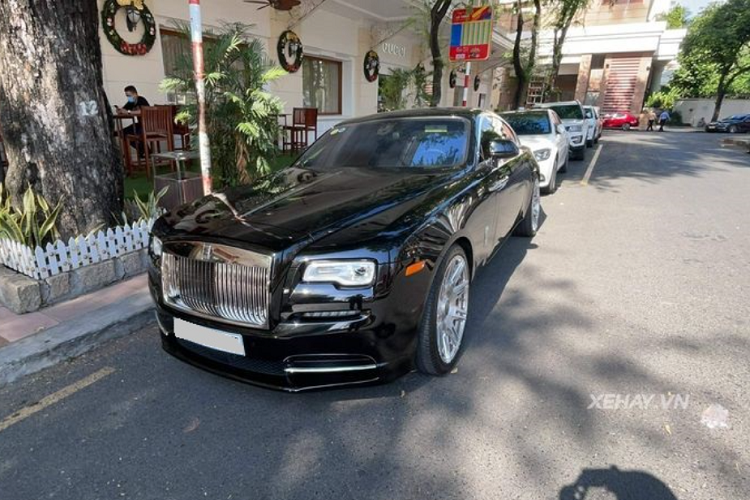 “Cham mat” Rolls-Royce Wraith sieu sang hon 33 ty cua Cuong Do la-Hinh-6