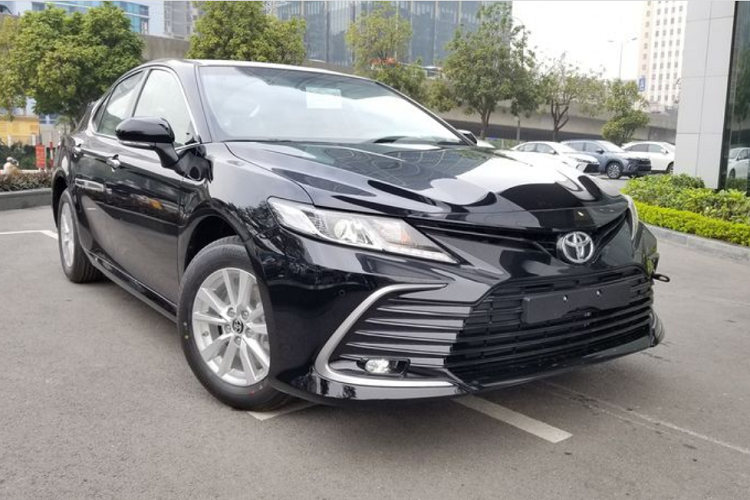 Mua Toyota Camry 2.0G hay Kia K5 ban cao nhat tai Viet Nam?-Hinh-5