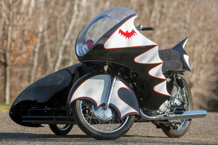 Chi tiet Batcycle 1966 