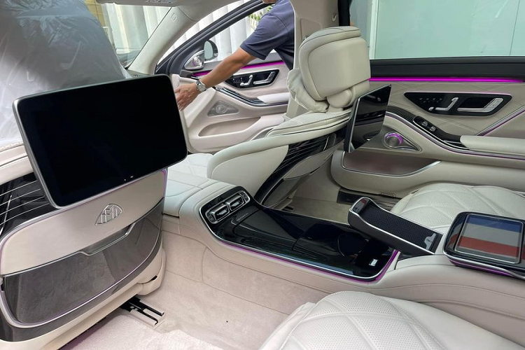 Mercedes-Maybach S680 2022 dau tien ve Viet Nam, gan 20 ty dong-Hinh-3