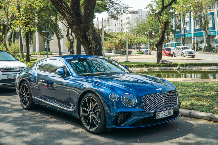 Bentley Continental GT hon 25 ty tai Viet Nam gap nan, hong nang-Hinh-7