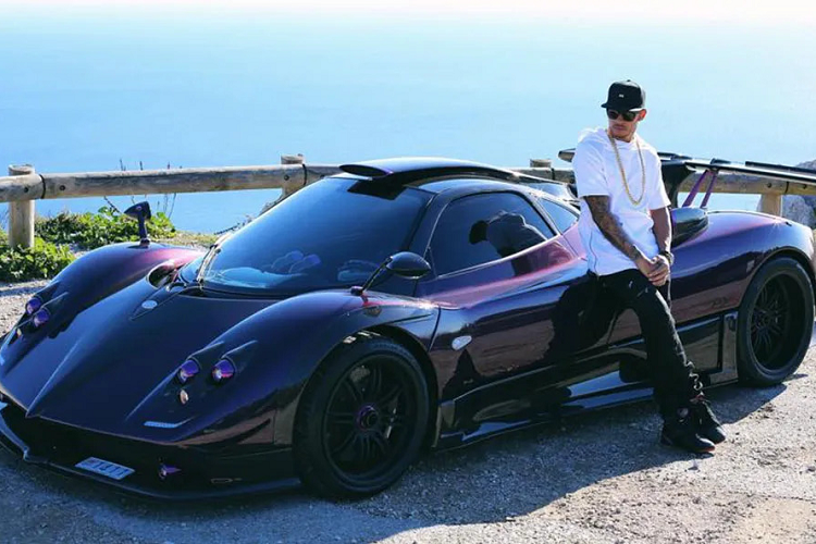 Lewis Hamilton rao ban sieu xe Pagani Zonda 760LH 