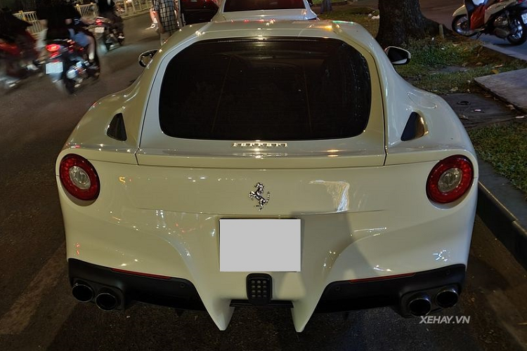 “Bach ma” Ferrari F12 Berlinetta hon 20 ty dao pho Sai thanh-Hinh-4