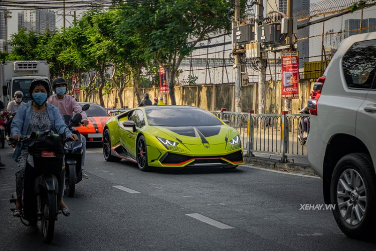 Tom gon sieu xe Lamborghini Huracan “hang khung” nha Doan Di Bang-Hinh-7