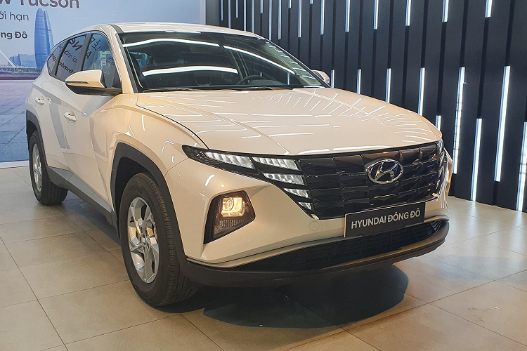 Can canh Hyundai Tucson 2022 ban re nhat 825 trieu tai Viet Nam