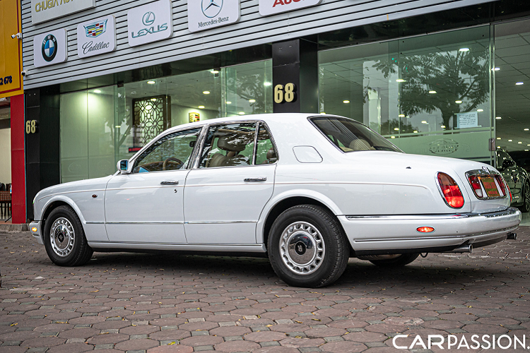 Rolls-Royce Silver Seraph hon 20 tuoi, nhinh 7 ty tai Viet Nam?-Hinh-12