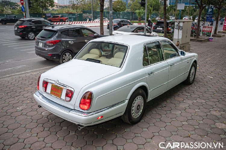 Rolls-Royce Silver Seraph hon 20 tuoi, nhinh 7 ty tai Viet Nam?-Hinh-3