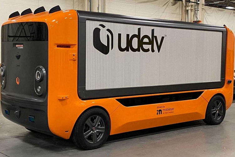 Udelv Transporter - xe giao hang tu lai co the cho den 900 kg