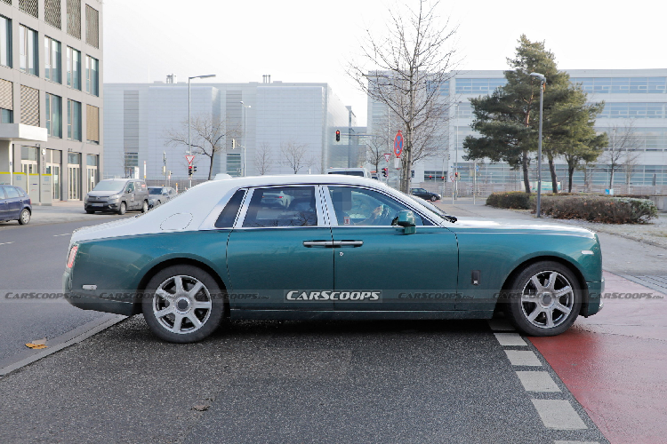 Rolls-Royce Phantom 2023 sieu sang lan dau lo dien khong che day-Hinh-3