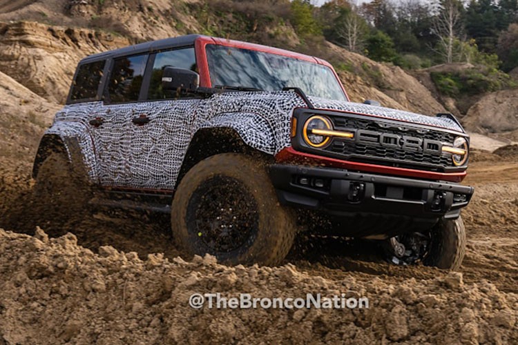 “Hang hot” Ford Bronco Raptor 2022 lo noi that, ra mat ngay nam nay-Hinh-7