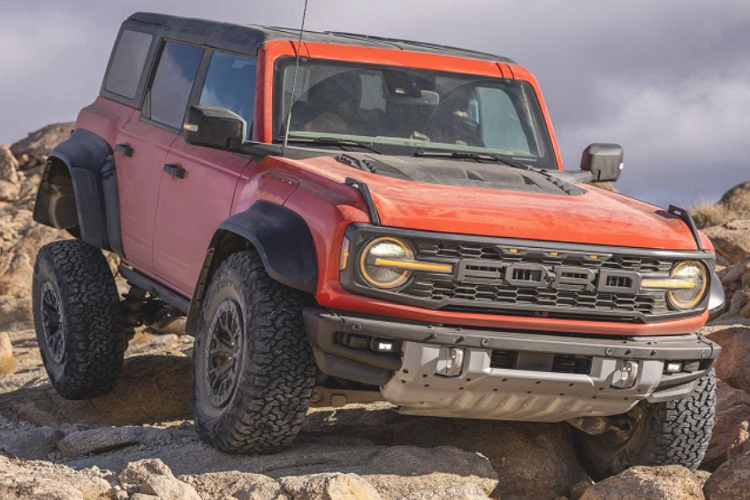 Ford Bronco Raptor phien ban hang dau, suc manh off-road 