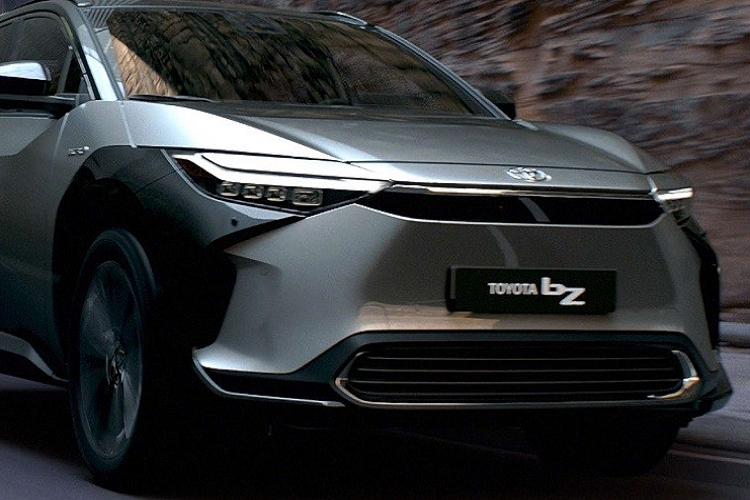 Toyota bZ4X sap ra mat Dong Nam A, co ve Viet Nam?-Hinh-4