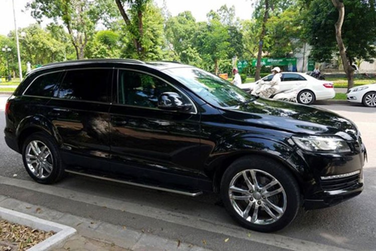 Co nen mua Audi Q7 chay gan 15 nam, chi 499 trieu o Sai Gon?-Hinh-4