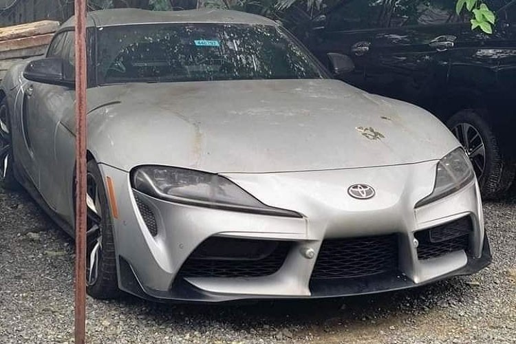 Toyota GR Supra tung bi 