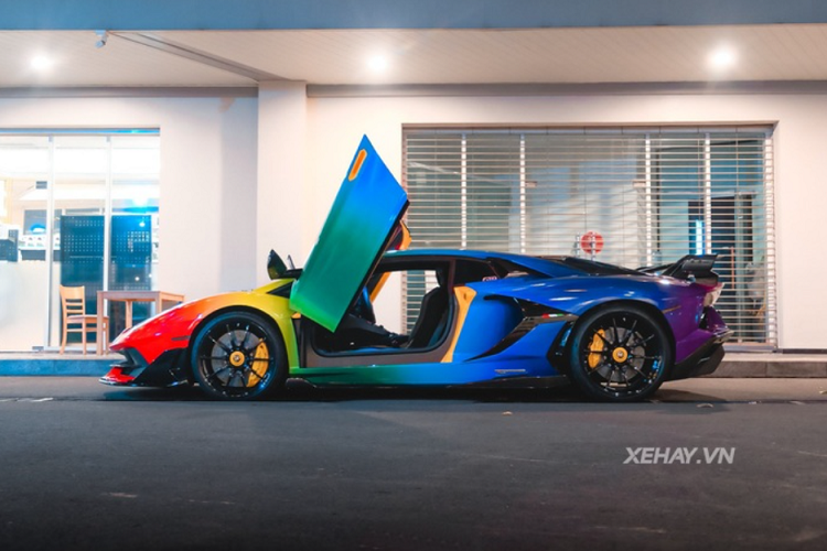 Lamborghini Aventador SVJ hon 50 ty khoe ao “tac ke hoa” o Sai Gon-Hinh-4