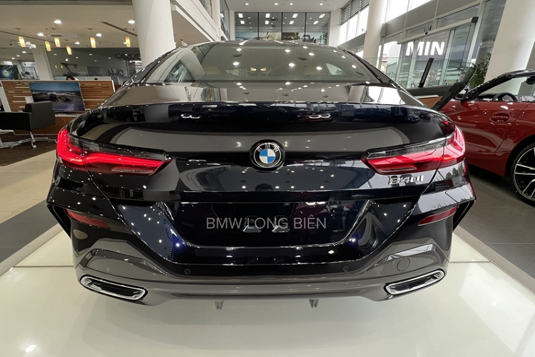 Can canh BMW 8-Series 2022 chinh hang hon 6,7 ty dong tai Viet Nam-Hinh-2
