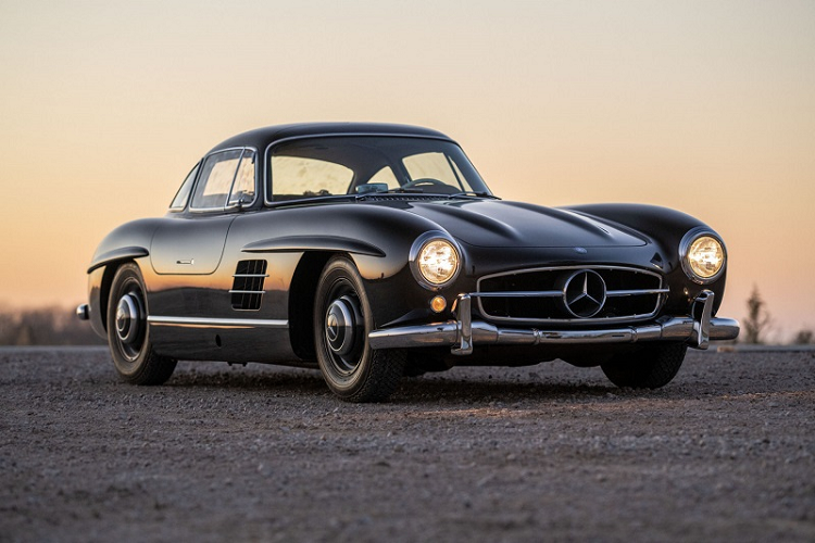 Mercedes-Benz 300 SL Gullwing doi 1955 dau gia, chi tu 33 ty dong