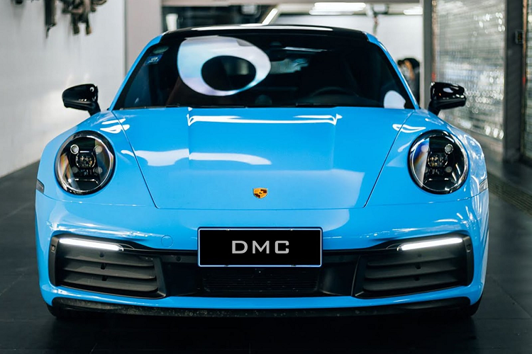 Porsche 992 Carrera so huu canh gio DMC, thiet ke hoan my hon