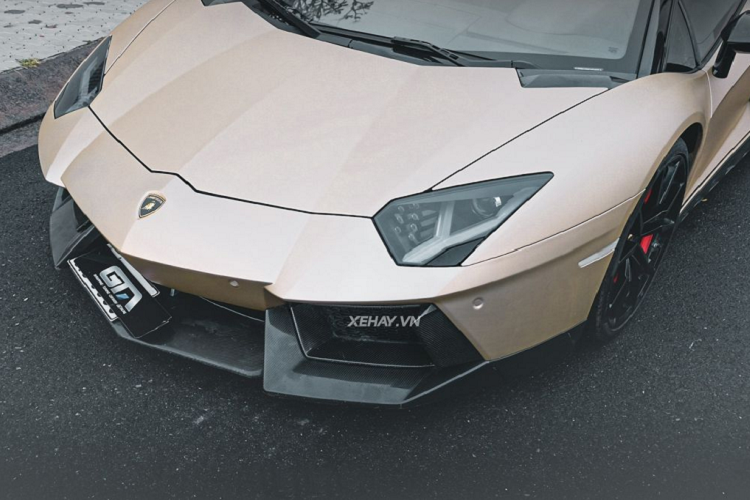 Lamborghini Aventador SVJ hon 50 ty mau sieu hiem tai Viet Nam-Hinh-5