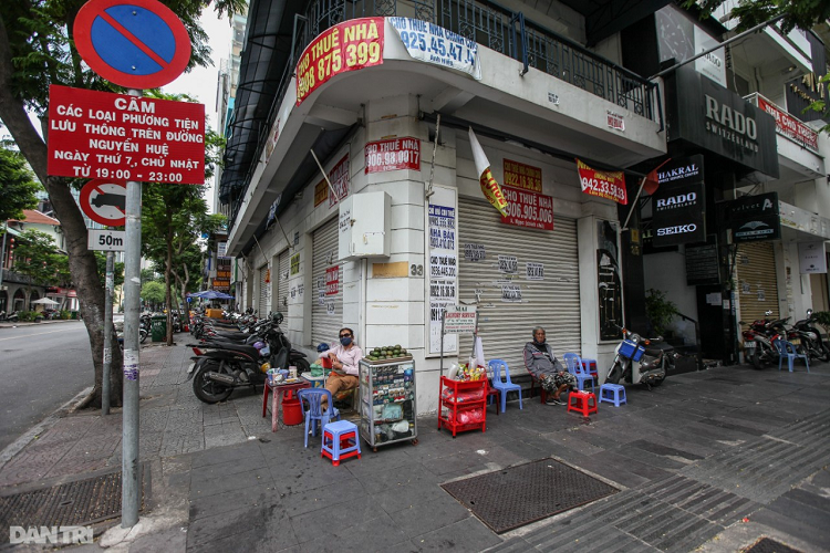 Mat bang tram trieu dong o TP.HCM trong vi khong co khach thue-Hinh-4