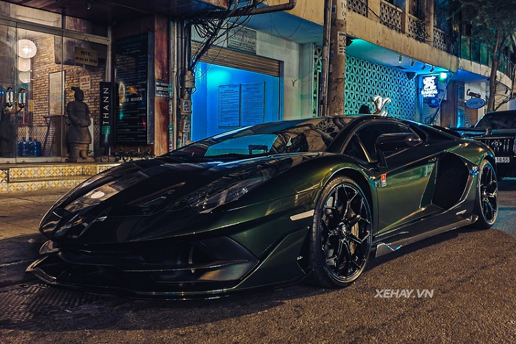 Sieu pham Lamborghini Aventador SVJ Verde Ermes doc nhat Viet Nam