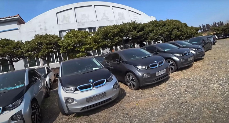 Hon 100 chiec xe sang BMW i3 bi 