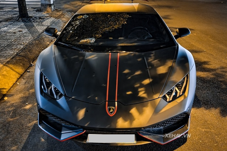 Lamborghini Huracan hon 10 ty dong tai Viet Nam do 