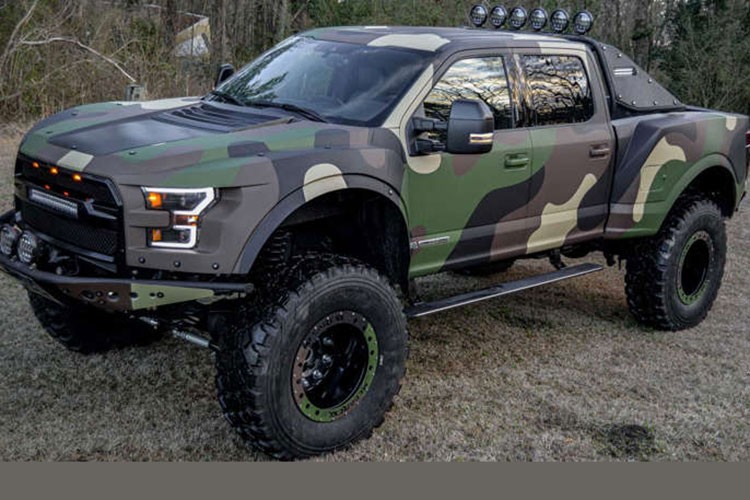 Ford F-250 MegaRaptor 2022 do quan su, thua suc “lam thit” F-150 Raptor