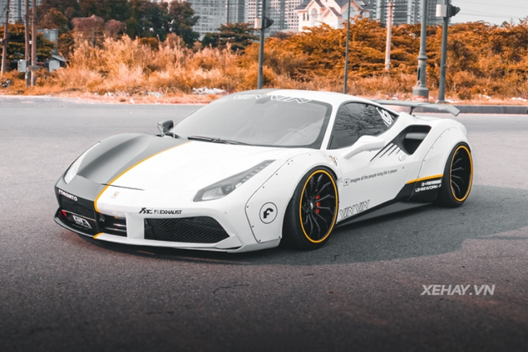 “Dien kien” chiec Ferrari 488 GTB co dien mao doc dao nhat Viet Nam