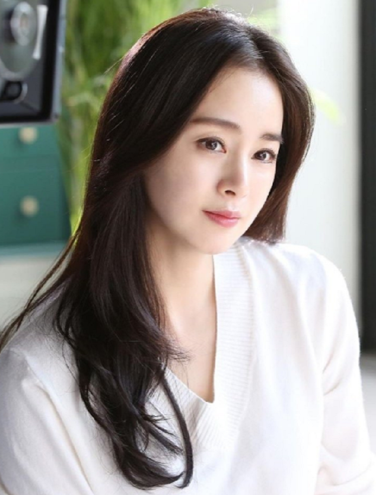 Kim Tae Hee bat mi 3 tips co ban de so huu ve dep khong tuoi-Hinh-2