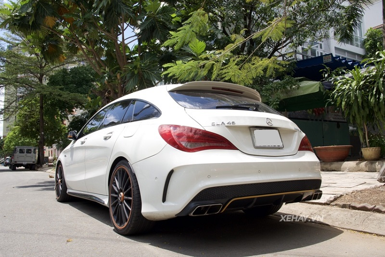 Chiem nguong Mercedes CLA 45 AMG Shooting Brake doc nhat Viet Nam-Hinh-6