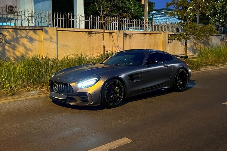 Mercedes-AMG GT R cua Cuong Do la ve tay dai gia Dang Le Nguyen Vu-Hinh-3