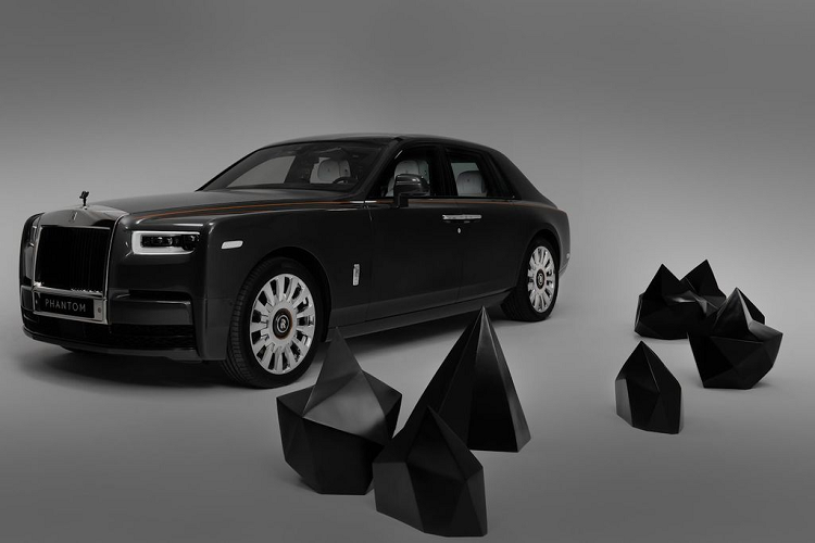 Rolls-Royce Phantom VIII so huu 150 tam carbon “doc nhat vo nhi”-Hinh-2