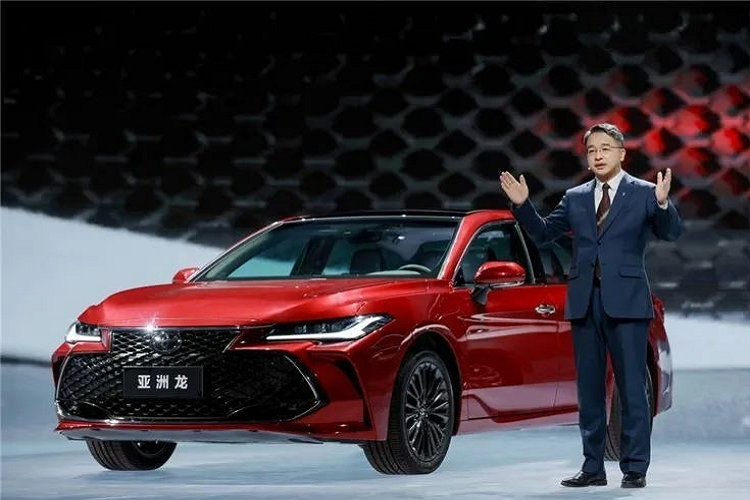 Toyota Avalon 2022 van “song dai”, vua ra mat sat vach Viet Nam
