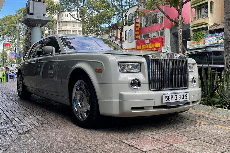 Rolls-Royce Phantom bien cap 