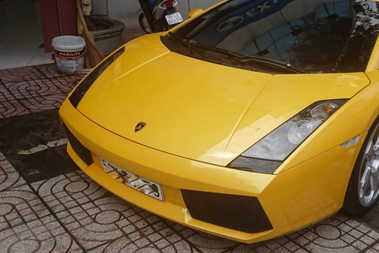 Dai gia Dang Le Nguyen Vu trai nghiem “bo gia” Lamborghini Gallardo-Hinh-3