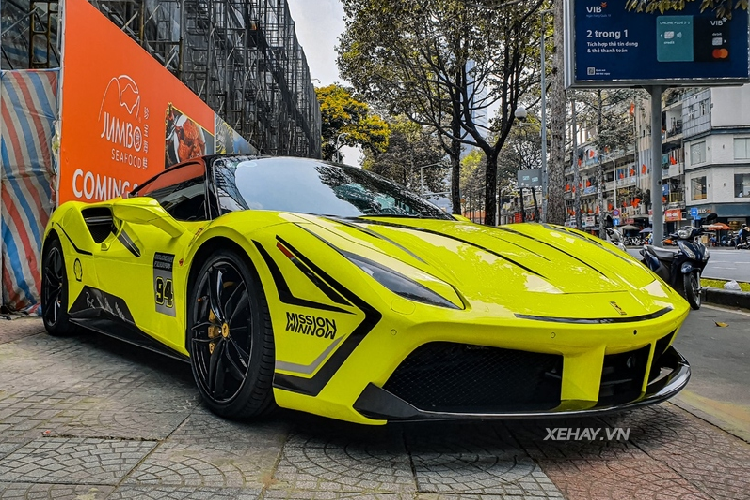 Ferrari 488 GTB cua Cuong Do la duoc dan choi Tien Giang 