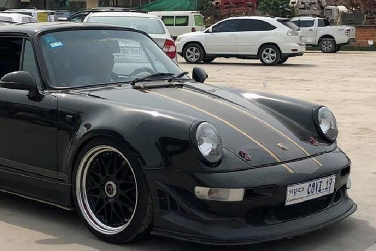 Porsche 930 Turbo do RUF khung da ve Viet Nam, bien so 