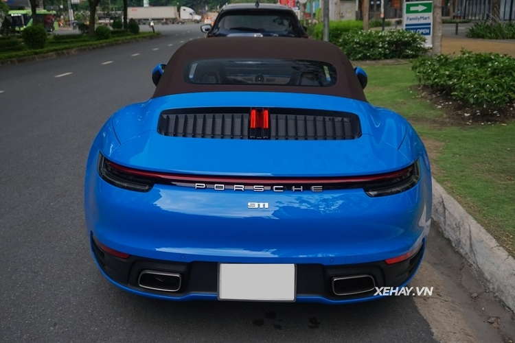 Ngam Porsche 911 Carrera Cabriolet hon 8 ty, 