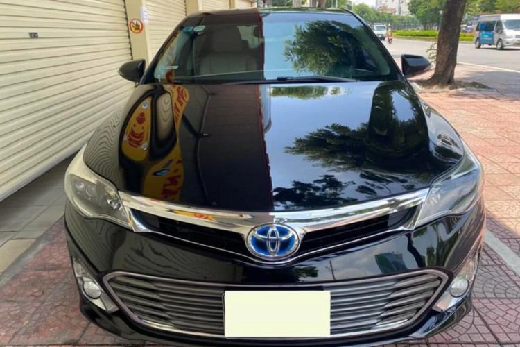 Can canh Toyota Avalon 2013 chay chan rao ban 1,3 ty tai Viet Nam