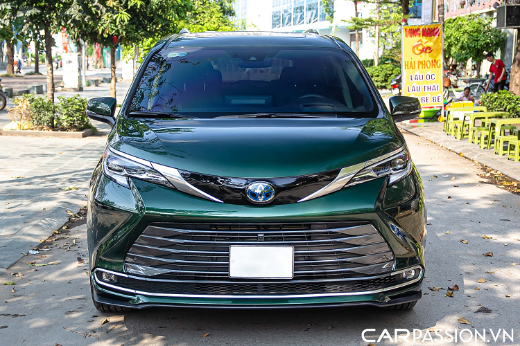 Toyota Sienna Hybrid 2021 chay 8.500 km, ban 4,5 ty o Ha Noi-Hinh-2