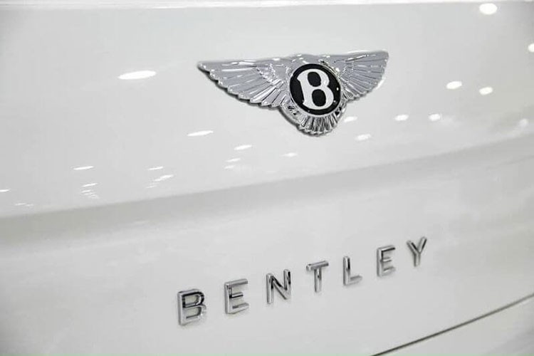 Bentley Flying Spur V8 hon 20 ty cua co nang ban my pham Dak Lak-Hinh-3