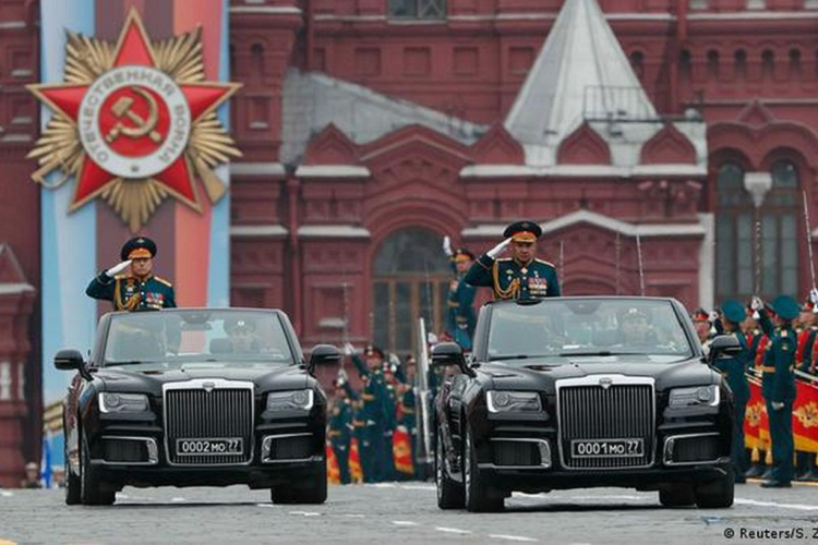 Ngam Aurus Senat Convertible - “Rolls-Royce mui tran” sieu sang Nga-Hinh-3