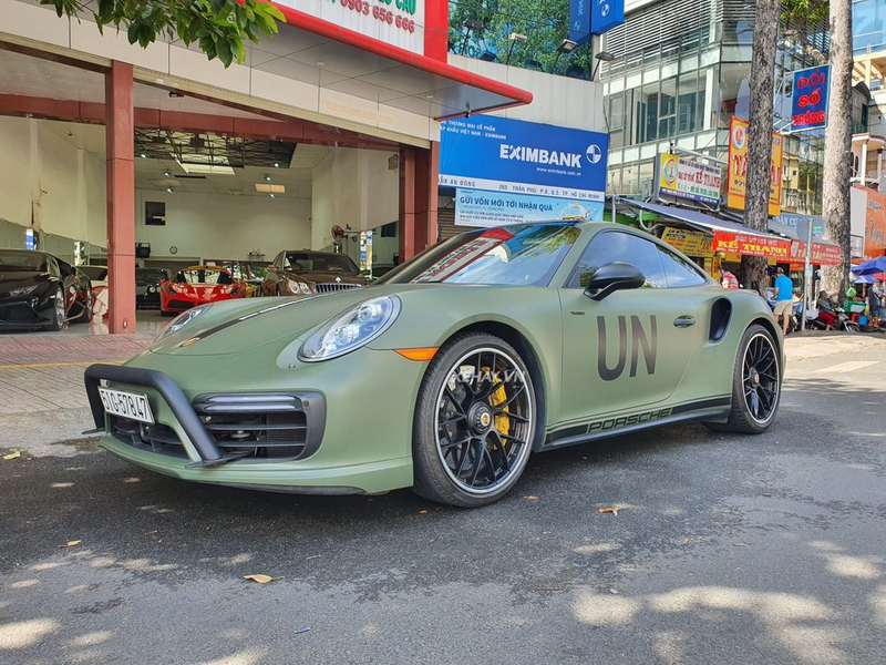 Ngam Porsche 911 Turbo S doi 2016 cua 