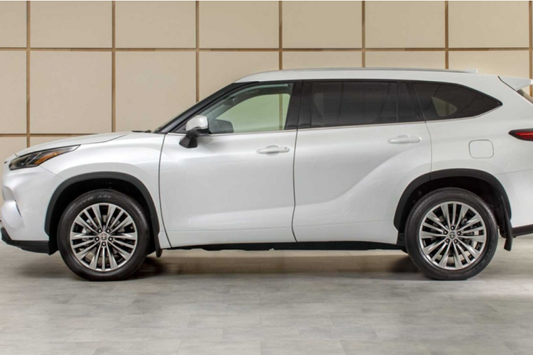 Toyota Highlander 2023 