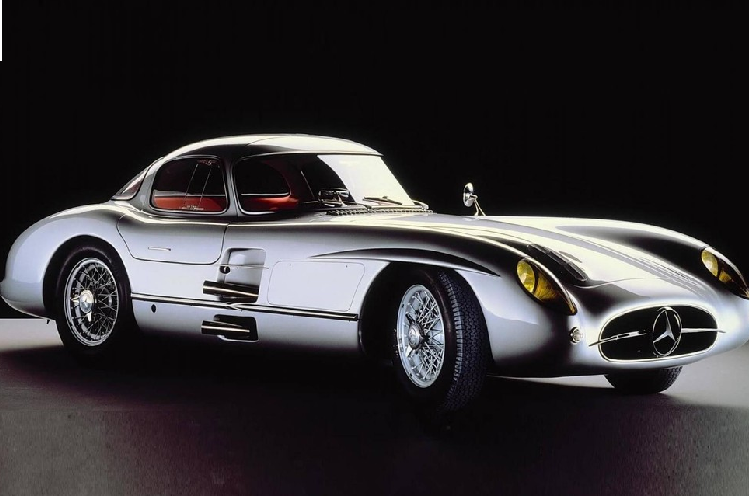 Mercedes-Benz co the da ban chiec 300 SLR toi hon 3278 ty dong?